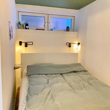 Cozy 2-room Apt, Close To Center And Airport *